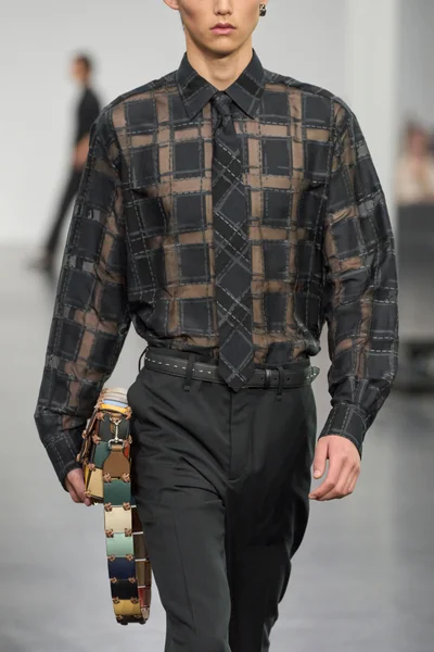 Look 128
